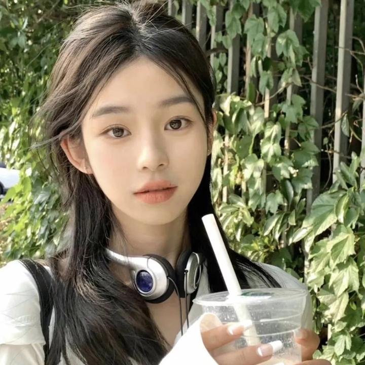 极黑的布伦希尔特